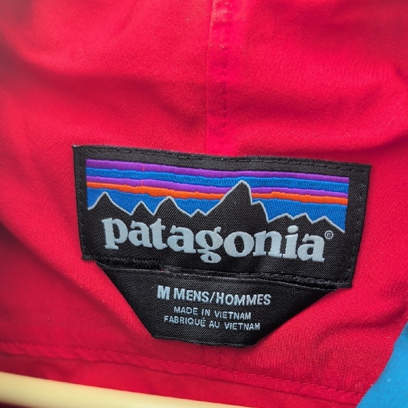 Patagonia Teal Blue Vest with Red Trim - Picture 2 of 3